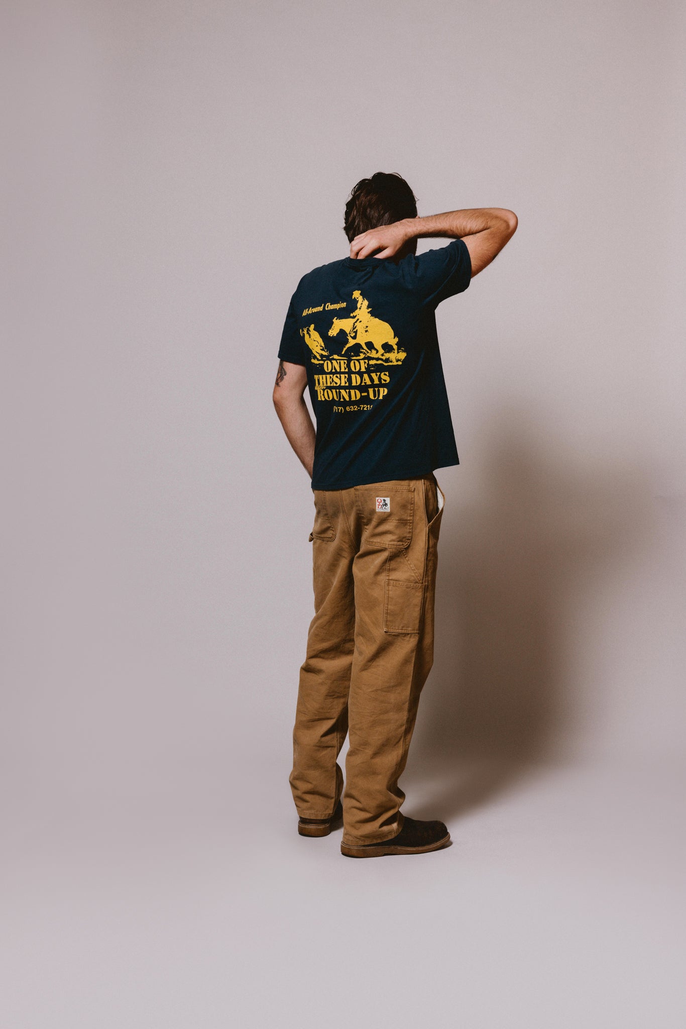 Round Up T-Shirt | Washed Black