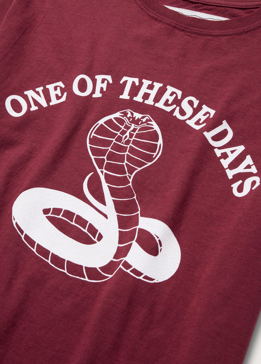 Cobra T-Shirt | Burgundy